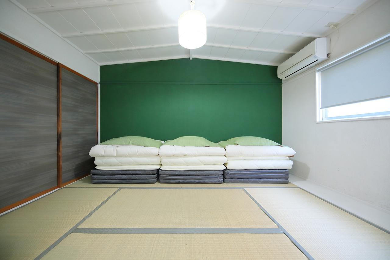 Raku Hostel Osaka Exterior foto